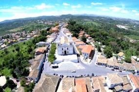 HOMENAGENS MARCAM O ANIVERSÁRIO DE 323 ANOS DE SANTA LUZIA